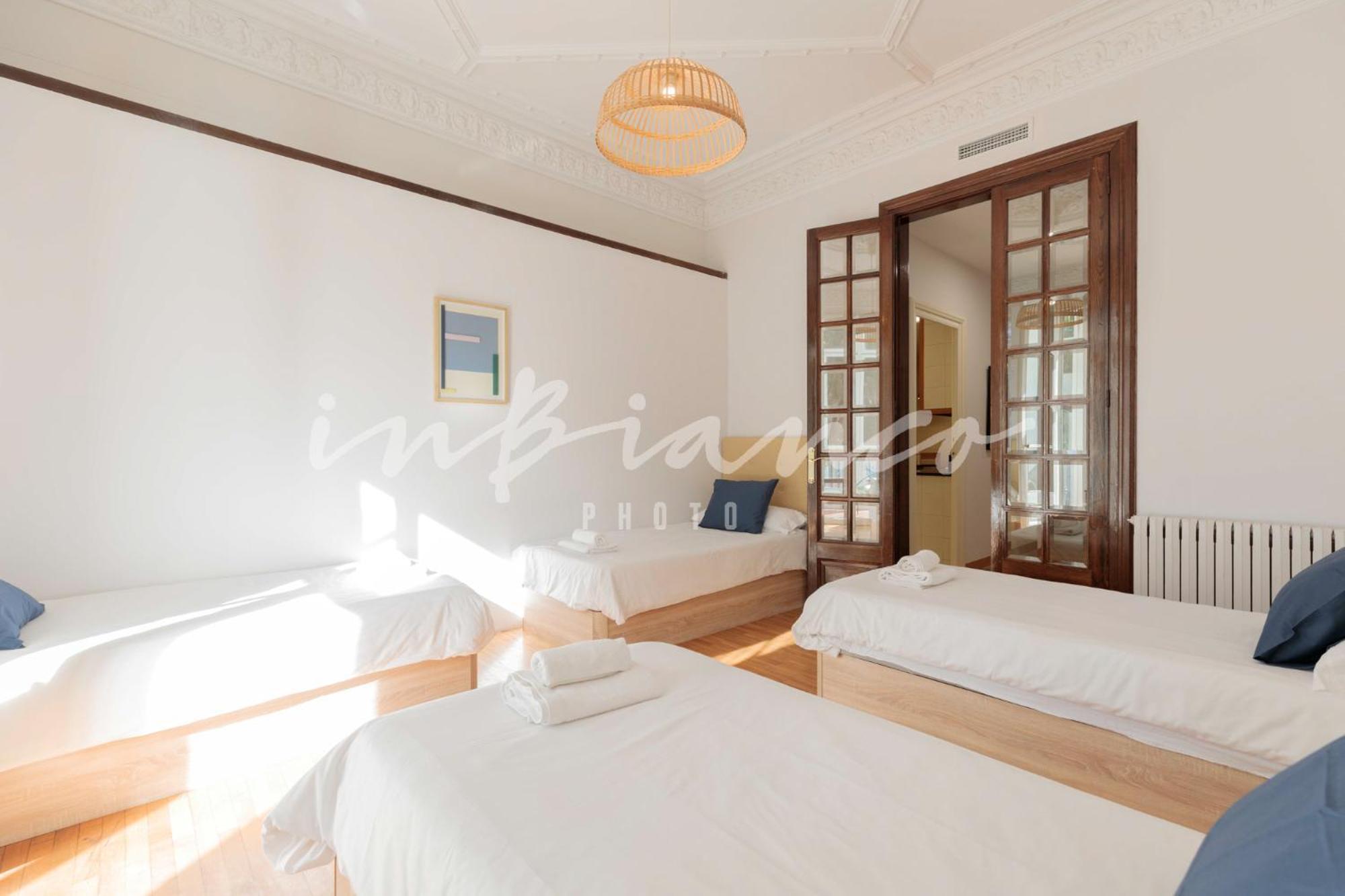 Be Barcelona Plaza Catalunya Apartment Екстериор снимка