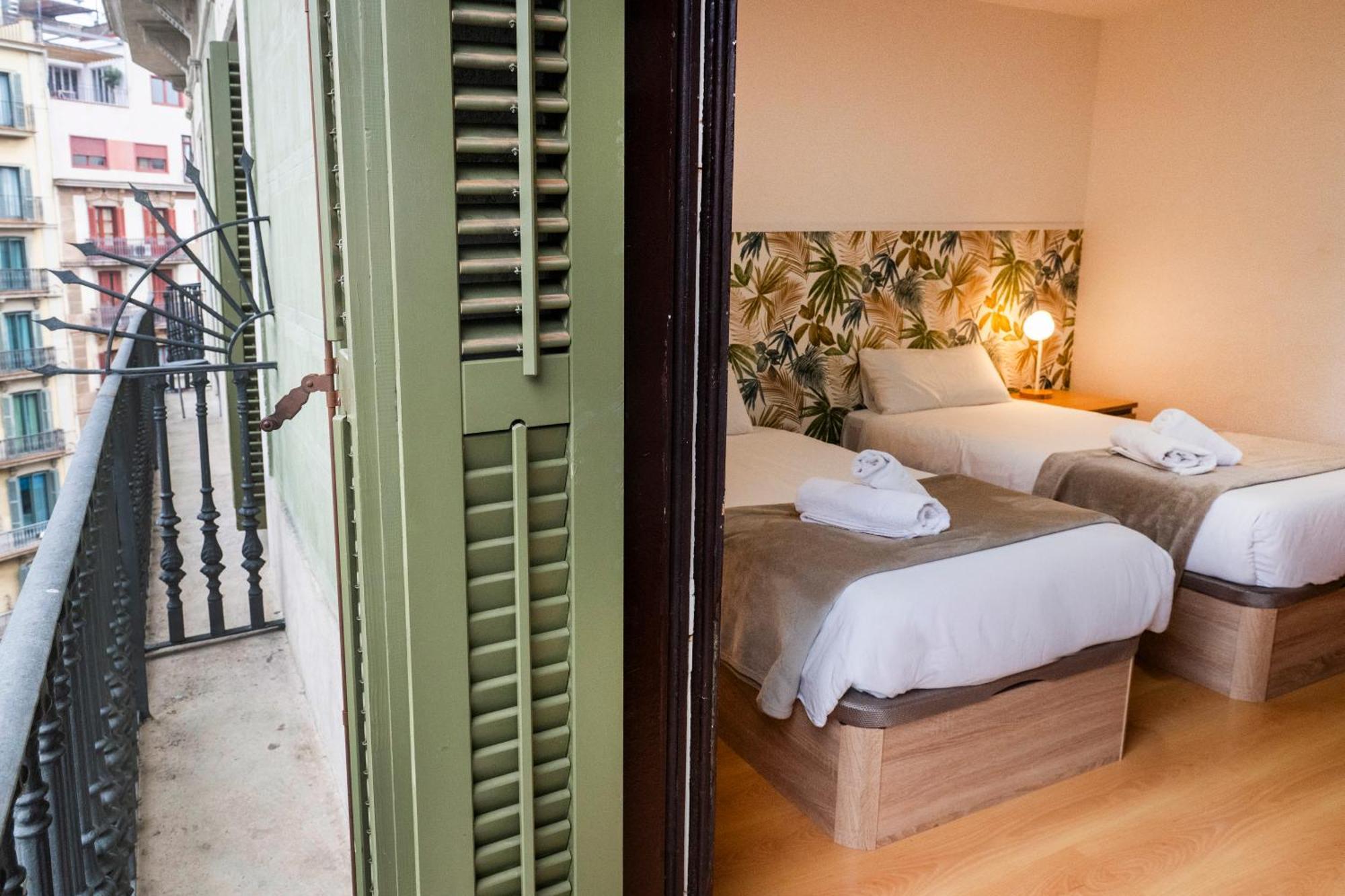 Be Barcelona Plaza Catalunya Apartment Екстериор снимка